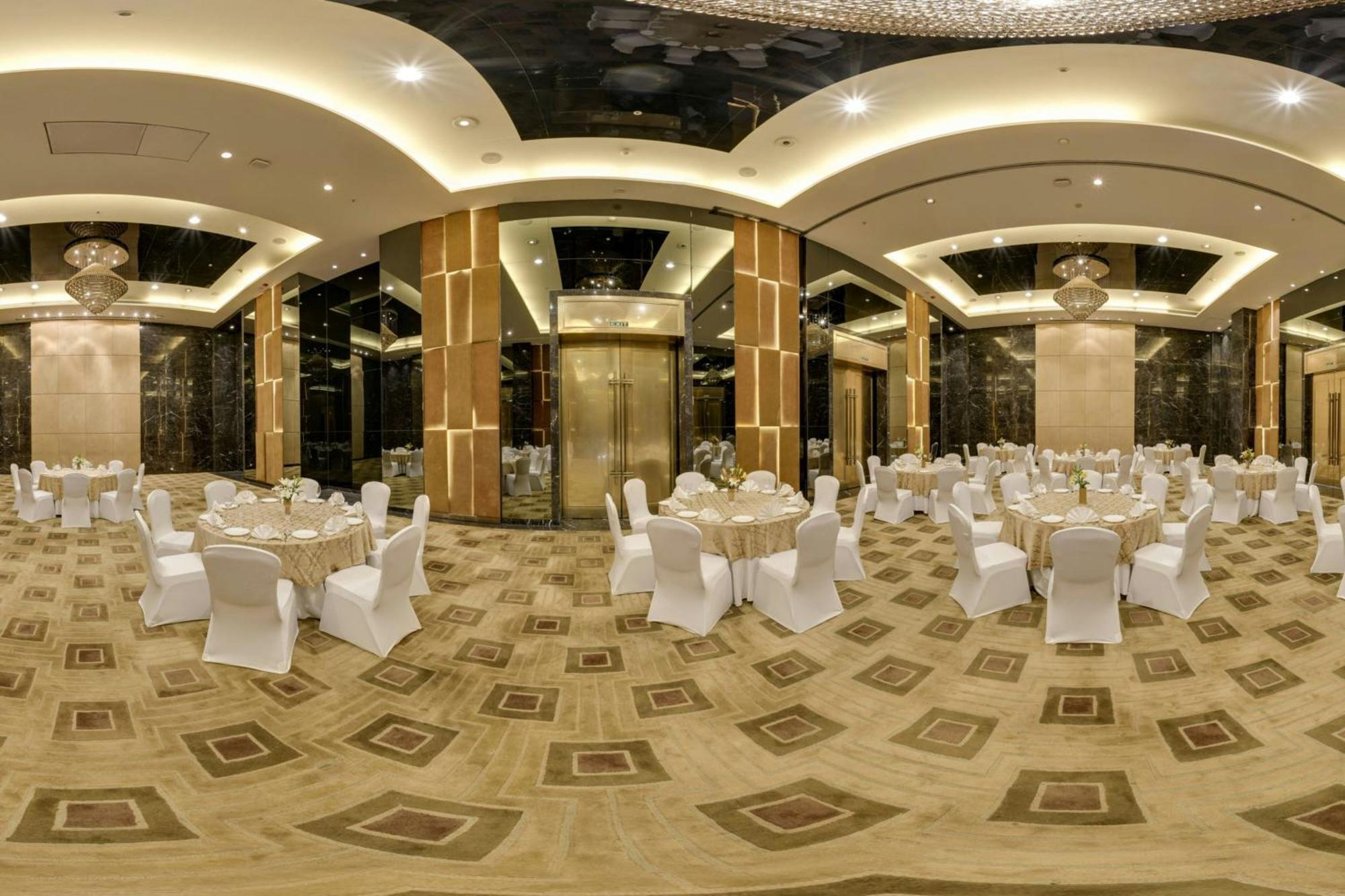 Renaissance Lucknow Hotel, Gomti Nagar Exterior foto